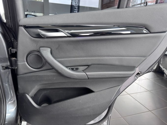 2025 BMW X1