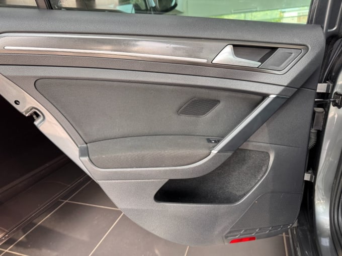2025 Volkswagen Golf