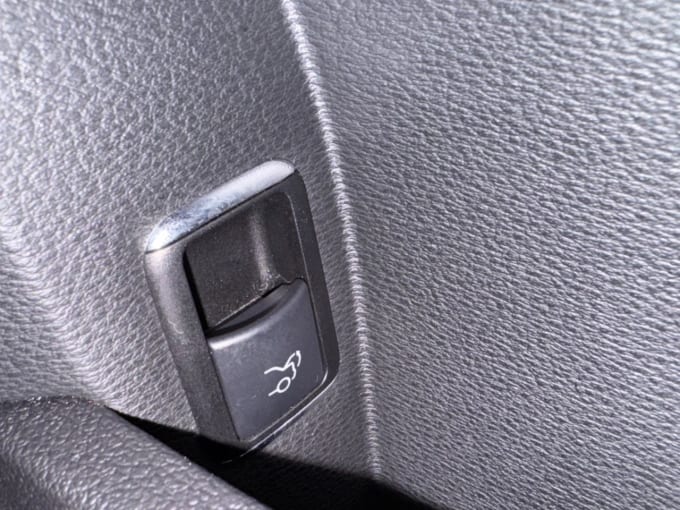 2025 Mercedes-benz E-class