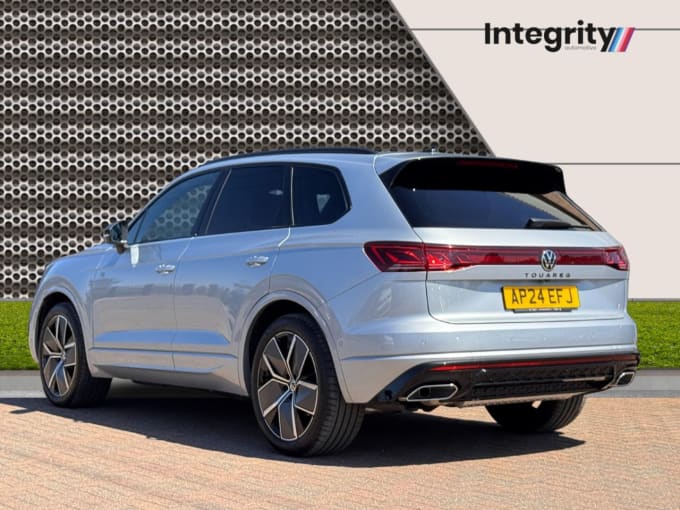 2025 Volkswagen Touareg