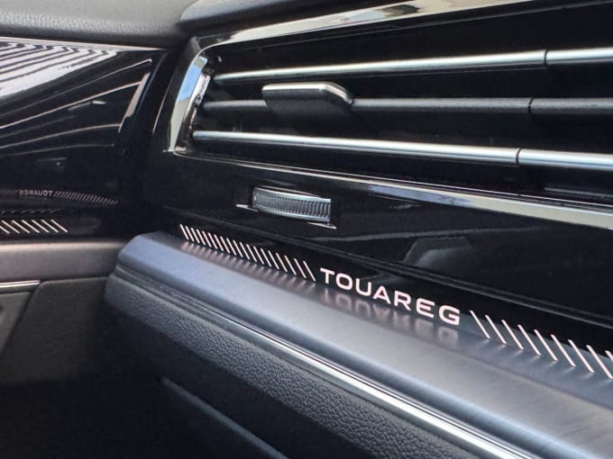 2025 Volkswagen Touareg