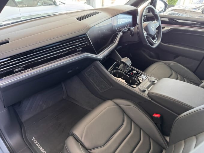2025 Volkswagen Touareg