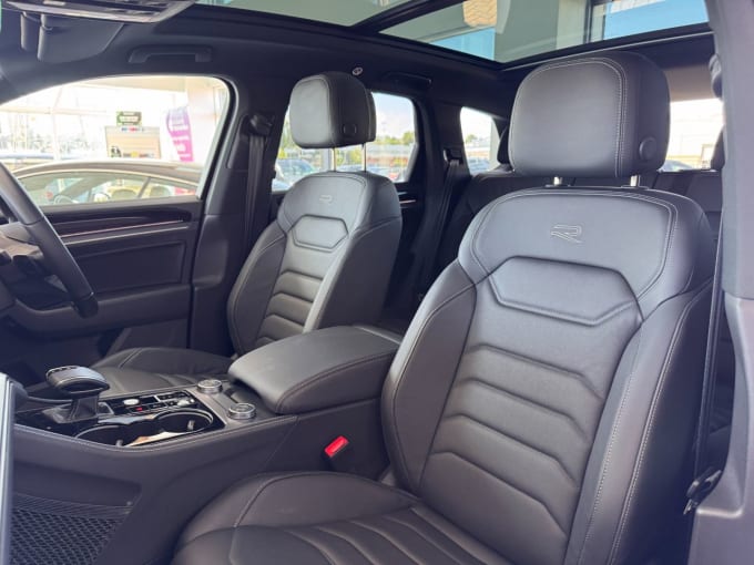 2025 Volkswagen Touareg