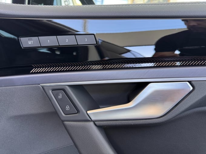 2025 Volkswagen Touareg