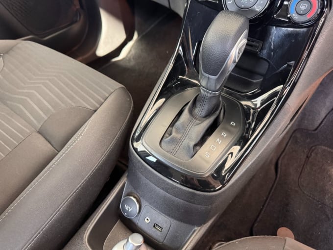 2025 Ford Fiesta
