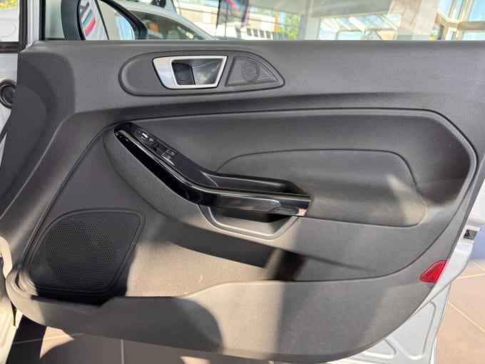 2025 Ford Fiesta
