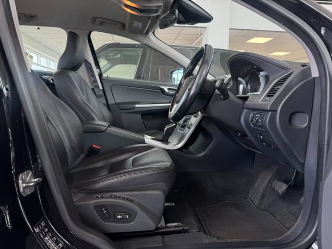 2025 Volvo Xc60