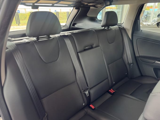 2025 Volvo Xc60