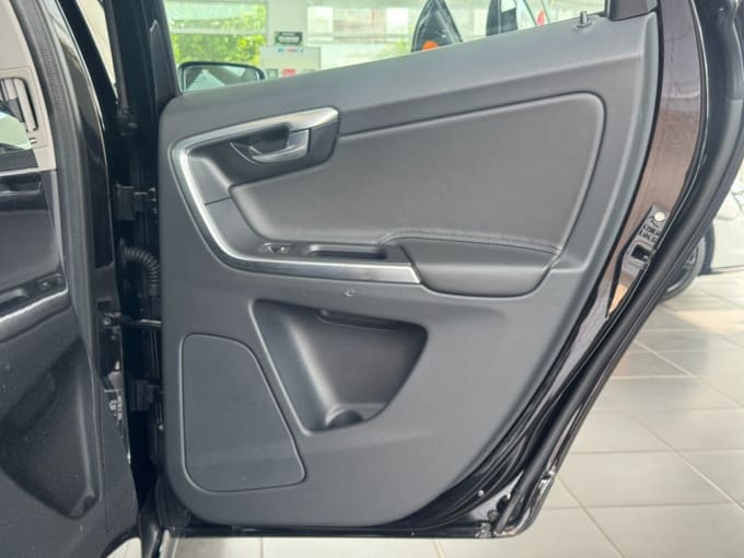 2025 Volvo Xc60