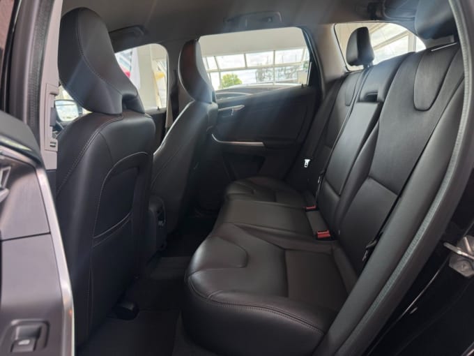2025 Volvo Xc60