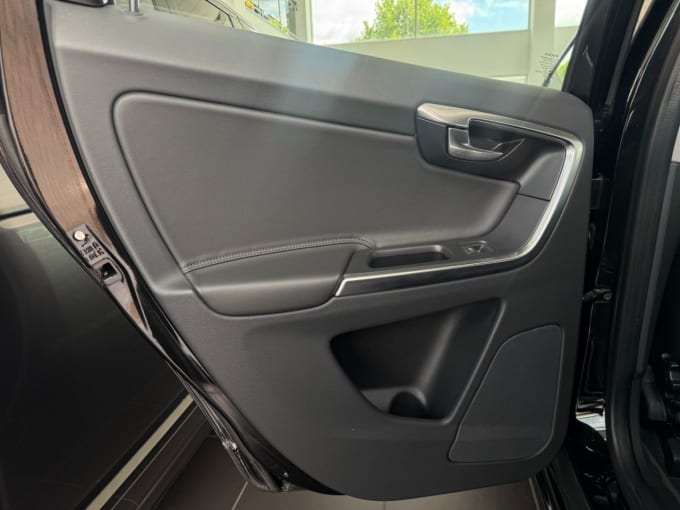 2025 Volvo Xc60