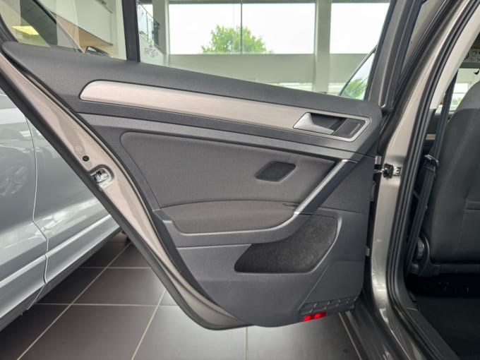 2025 Volkswagen Golf