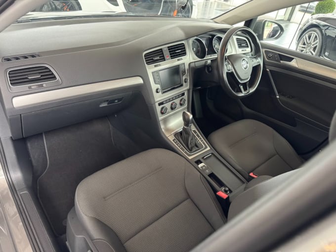 2025 Volkswagen Golf