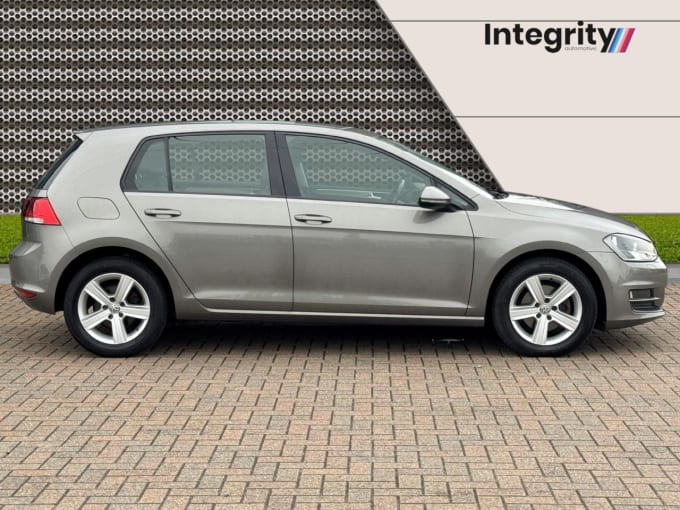 2025 Volkswagen Golf