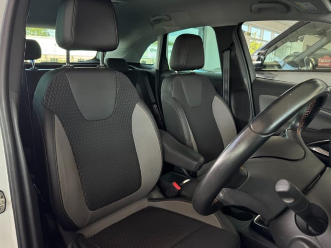 2025 Vauxhall Crossland X