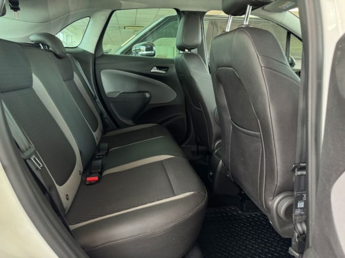 2025 Vauxhall Crossland X