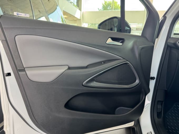 2025 Vauxhall Crossland X