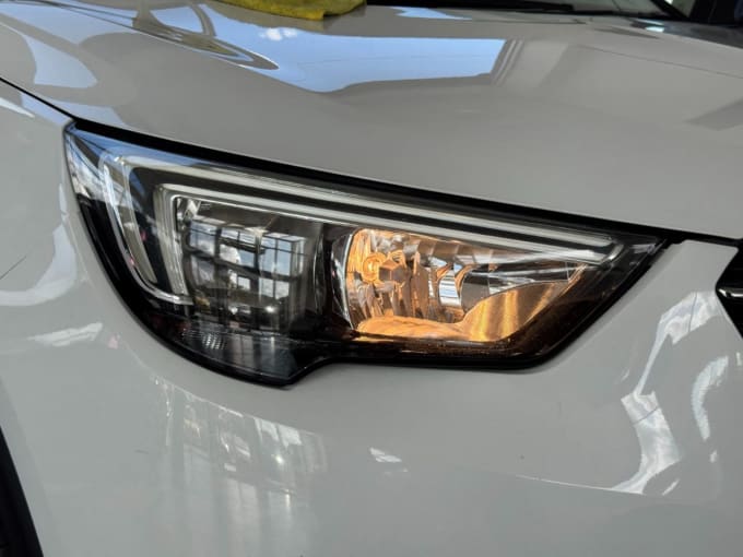 2025 Vauxhall Crossland X