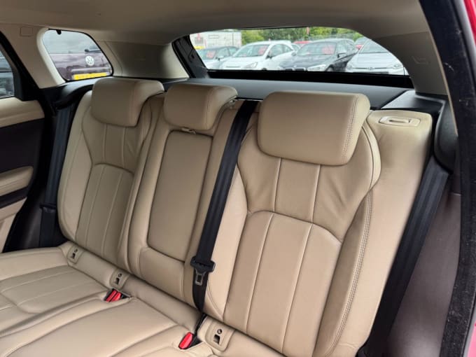 2025 Land Rover Range Rover Evoque