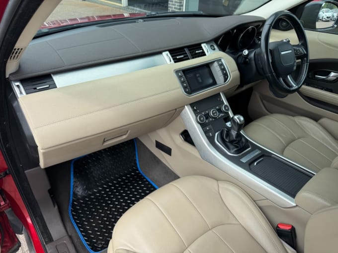 2025 Land Rover Range Rover Evoque
