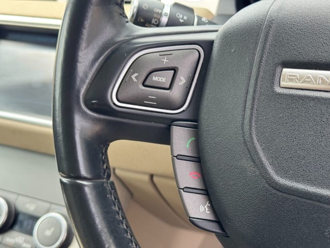 2025 Land Rover Range Rover Evoque