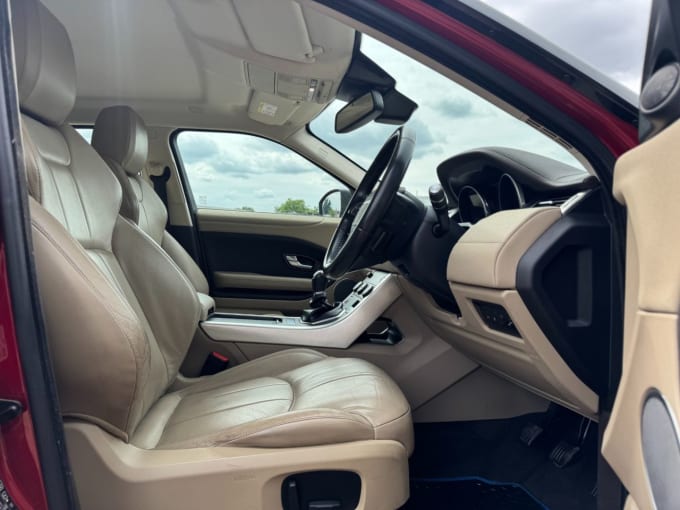 2025 Land Rover Range Rover Evoque
