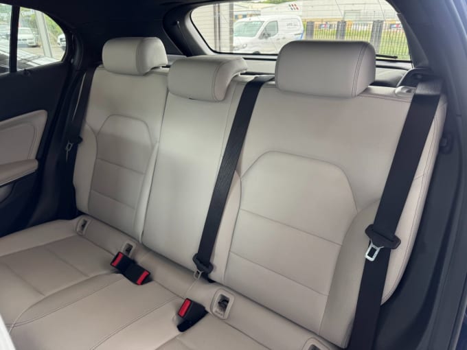 2025 Mercedes-benz Gla