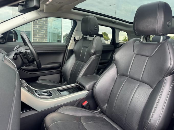 2025 Land Rover Range Rover Evoque