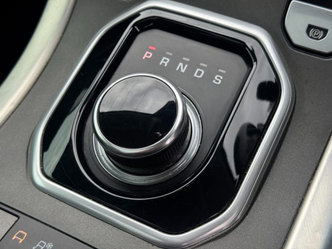 2025 Land Rover Range Rover Evoque