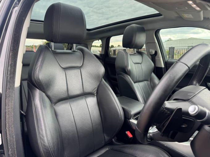 2025 Land Rover Range Rover Evoque