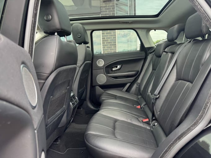 2025 Land Rover Range Rover Evoque