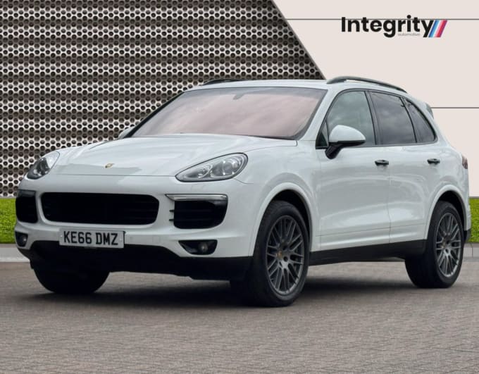 2025 Porsche Cayenne