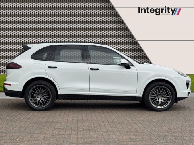 2025 Porsche Cayenne