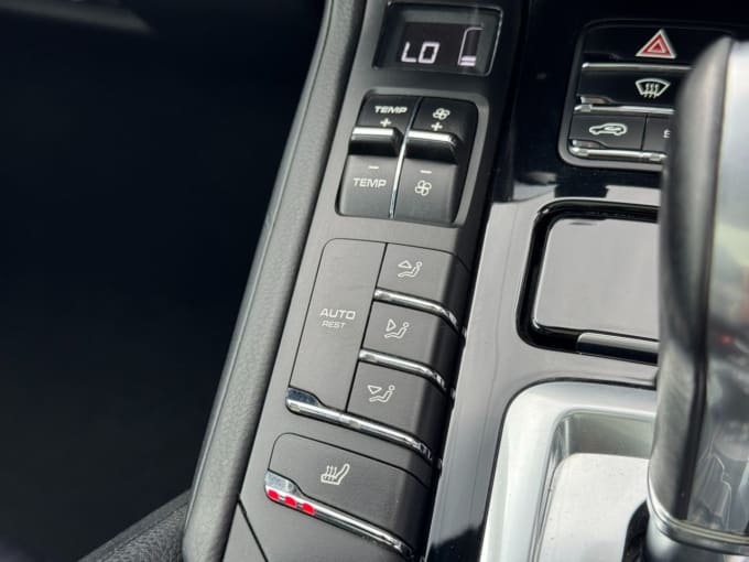 2025 Porsche Cayenne