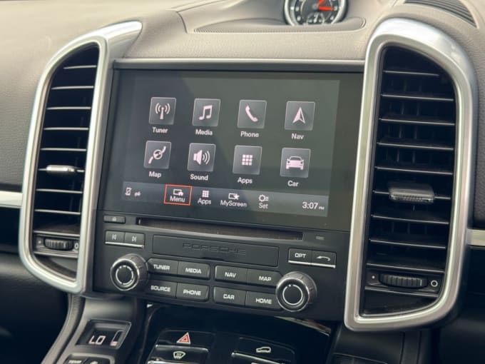 2025 Porsche Cayenne