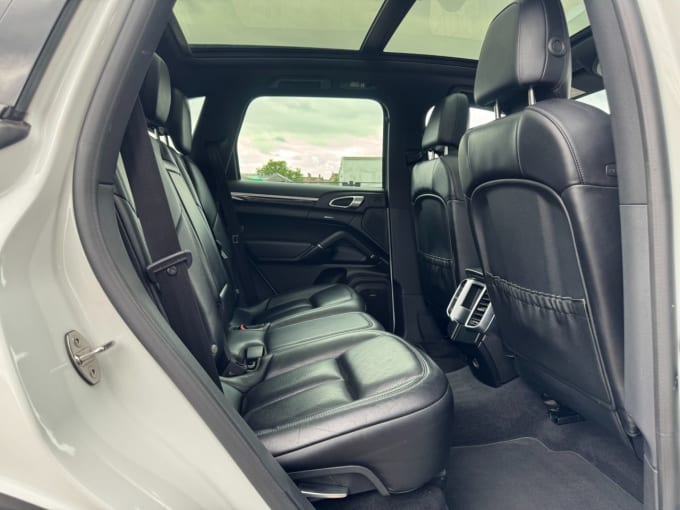 2025 Porsche Cayenne