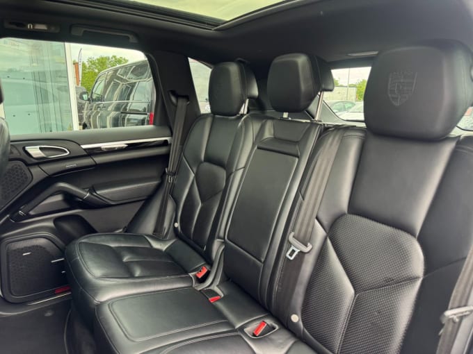 2025 Porsche Cayenne