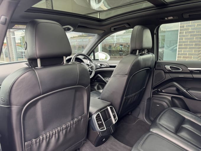 2025 Porsche Cayenne
