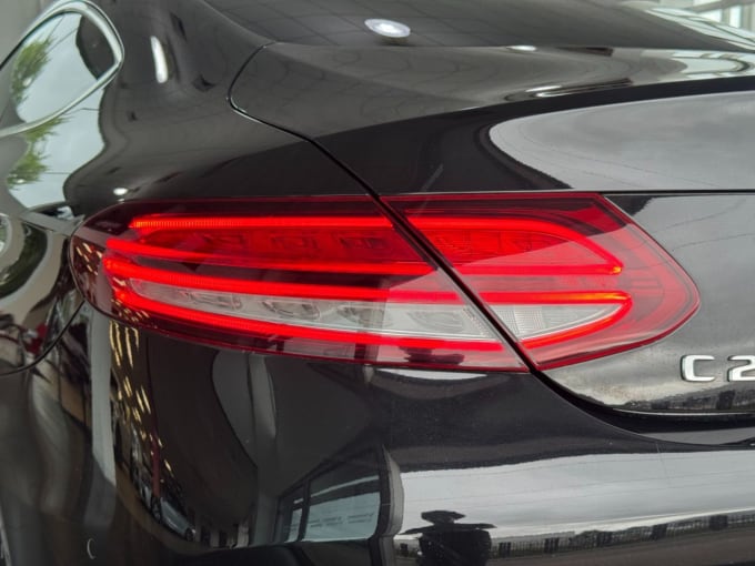 2025 Mercedes-benz C-class