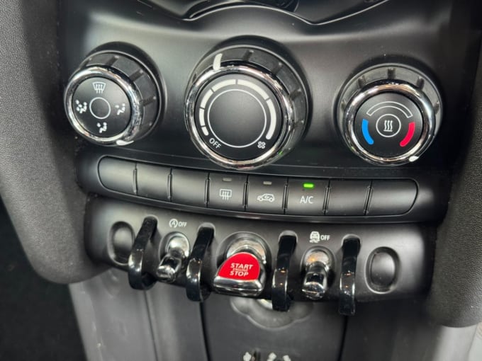 2025 Mini Hatch