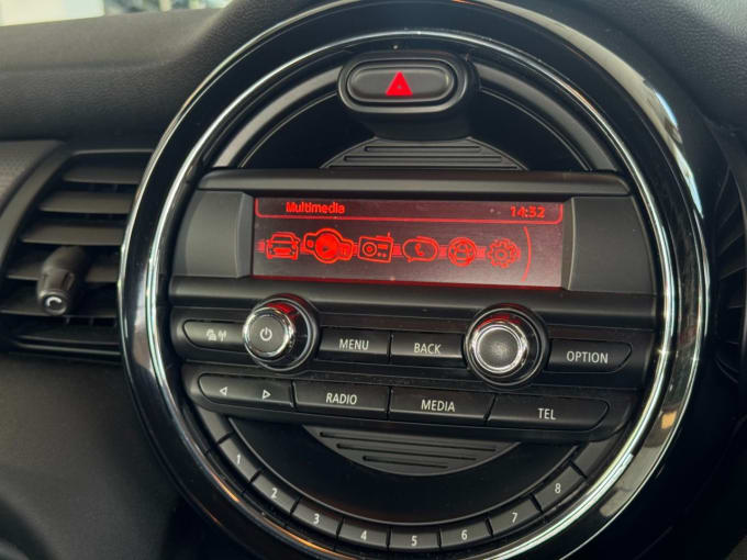 2025 Mini Hatch