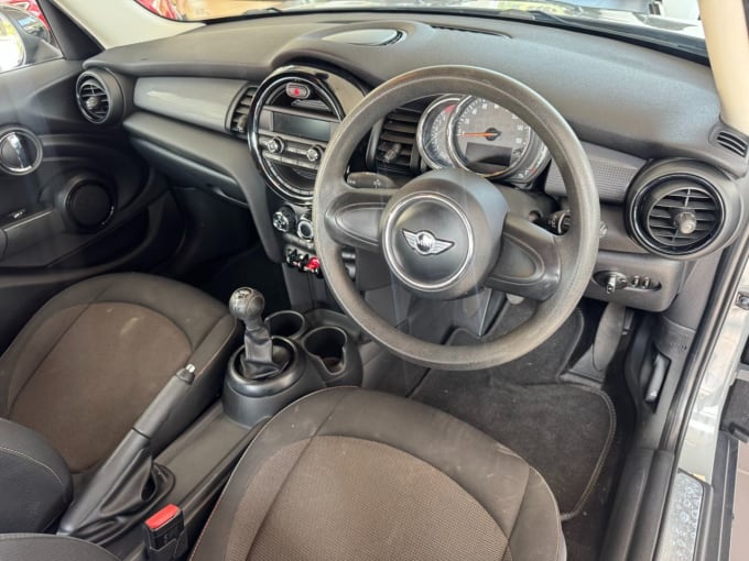 2025 Mini Hatch