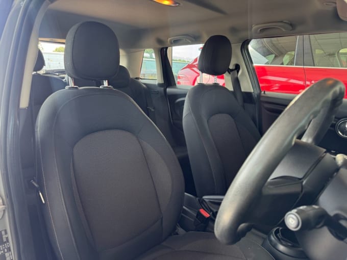 2025 Mini Hatch
