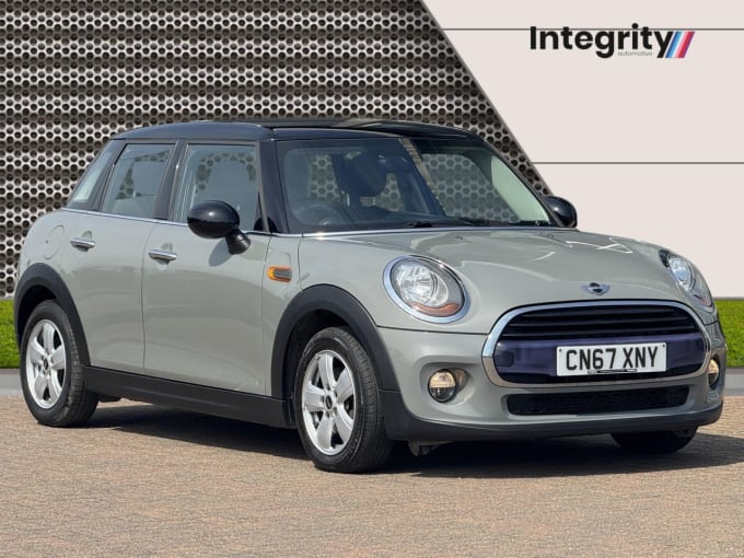 2025 Mini Hatch