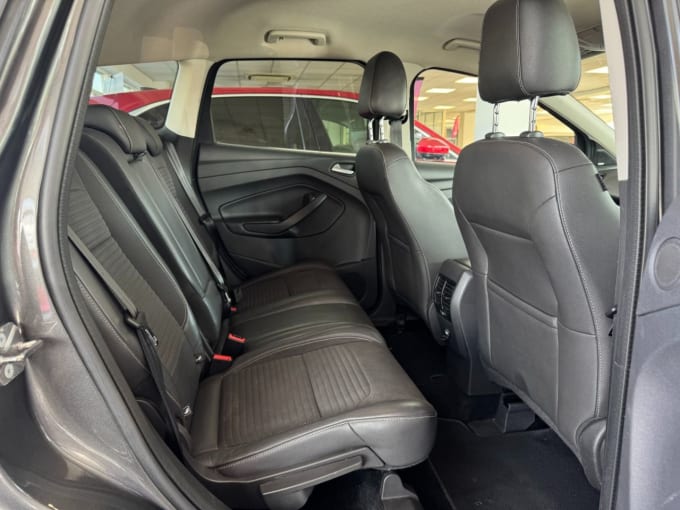2025 Ford Kuga