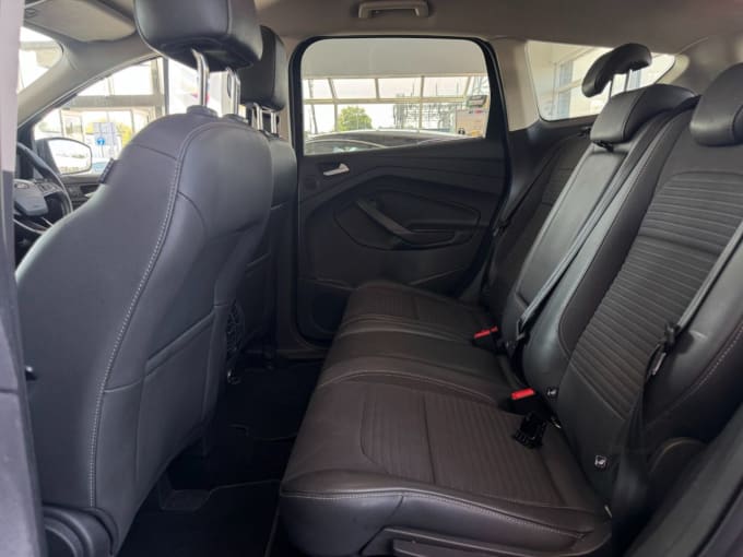 2025 Ford Kuga