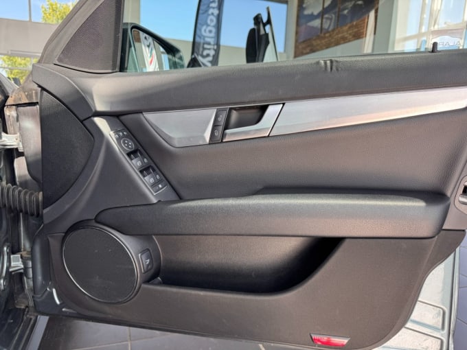 2025 Mercedes-benz C-class