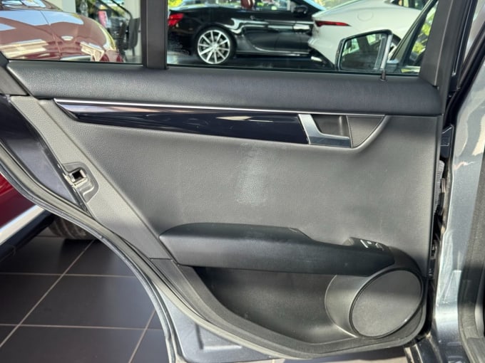 2025 Mercedes-benz C-class