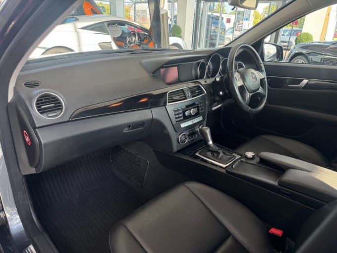 2025 Mercedes-benz C-class