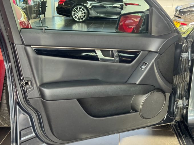 2025 Mercedes-benz C-class